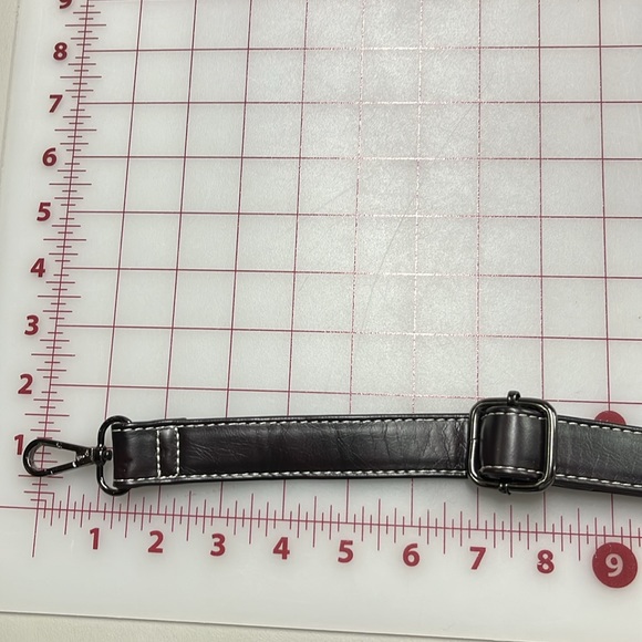 ART TO WEAR Unique Vegan Leather Multi Color Accordion Top Handle & Strap Purse - Picture 15 of 16